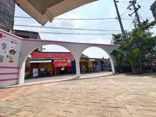 Rumah Menginap — Unknown City — photo 2