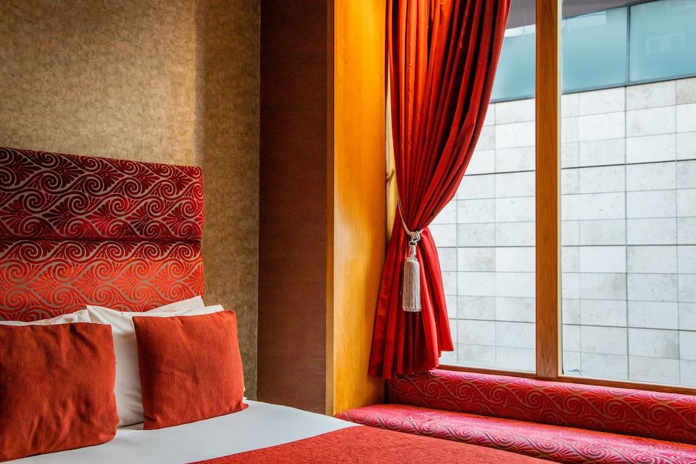 Signature Living Apart hotel in Liverpool, United Kingdom