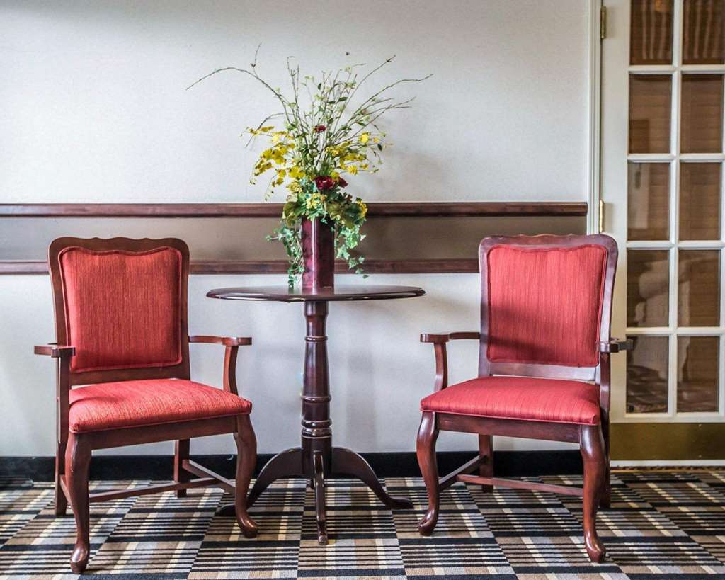 Quality Inn & Suites Dixon near I 88 - photo 4