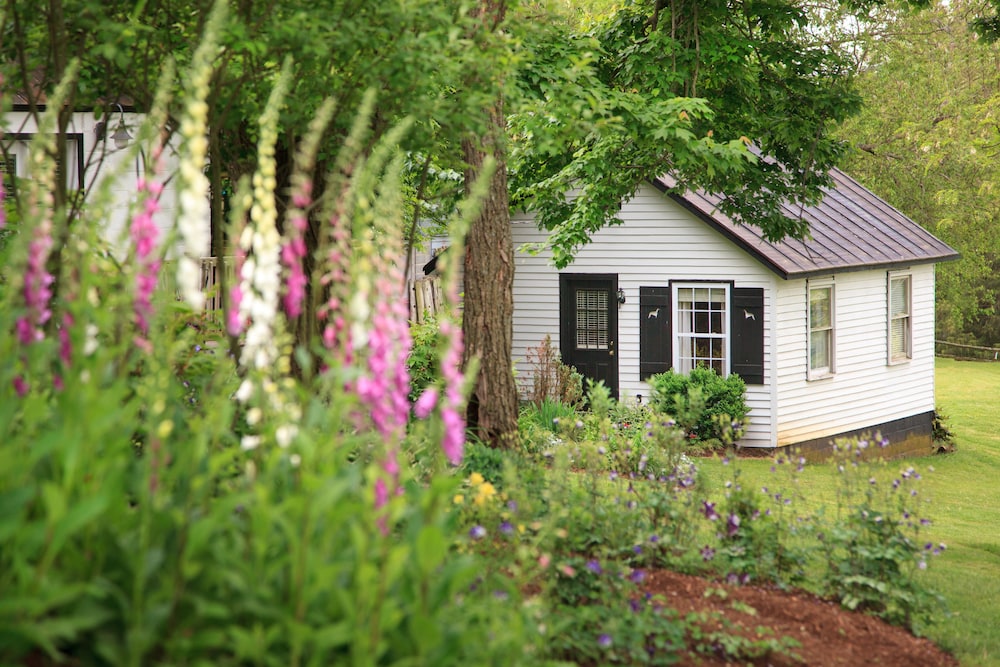 The Estate at Meander - photo 9