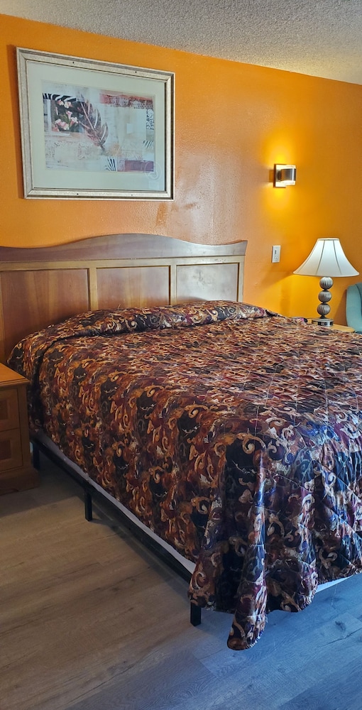 Anaheim National Inn - photo 48