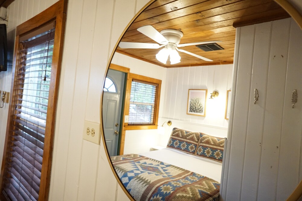 Shaver Lake Village Hotel - photo 50