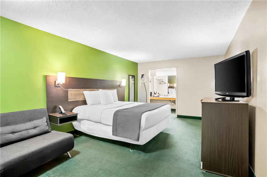 Americas Best Value Inn Rome - photo 18