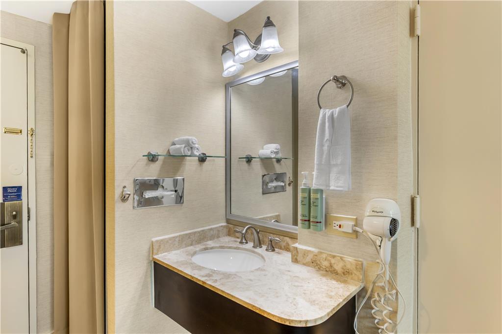 Best Western Queens Gold Coast - photo 21