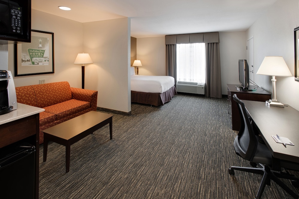 Holiday Inn Express Hotel & Suites East Wichita I 35 Andover by IHG - photo 4