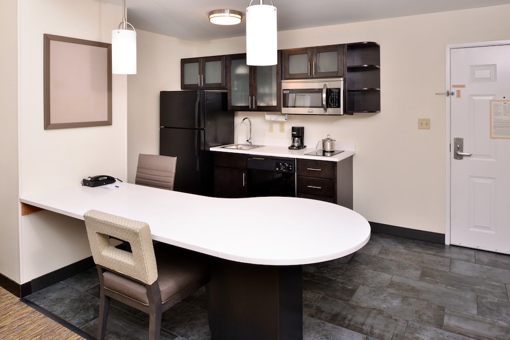 Candlewood Suites Winchester by IHG - photo 23