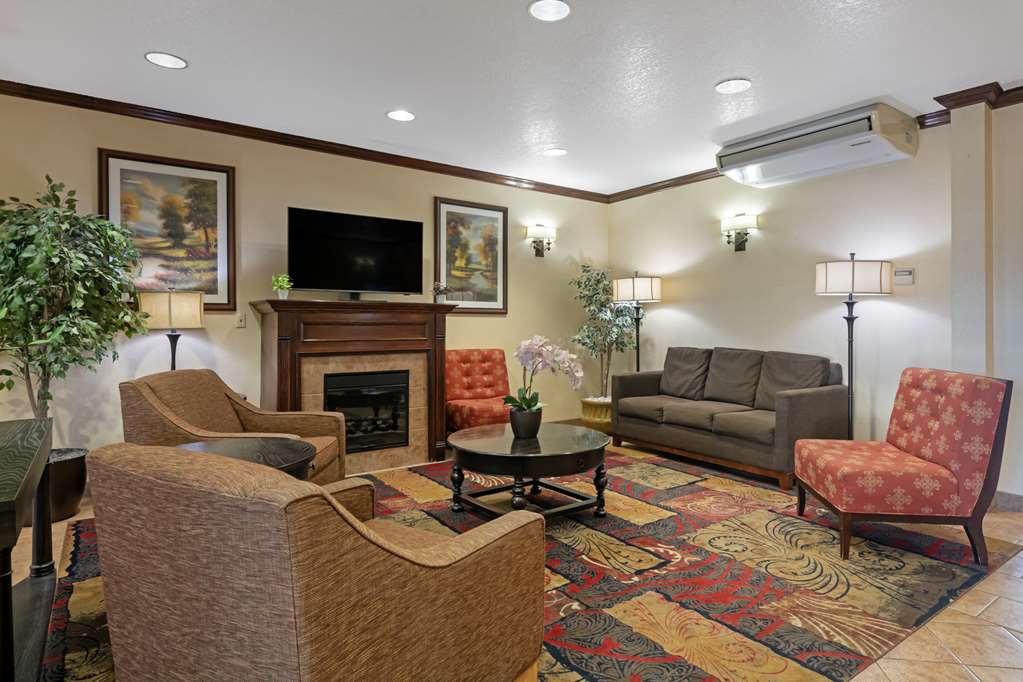 Best Western Laramie Inn & Suites - photo 28