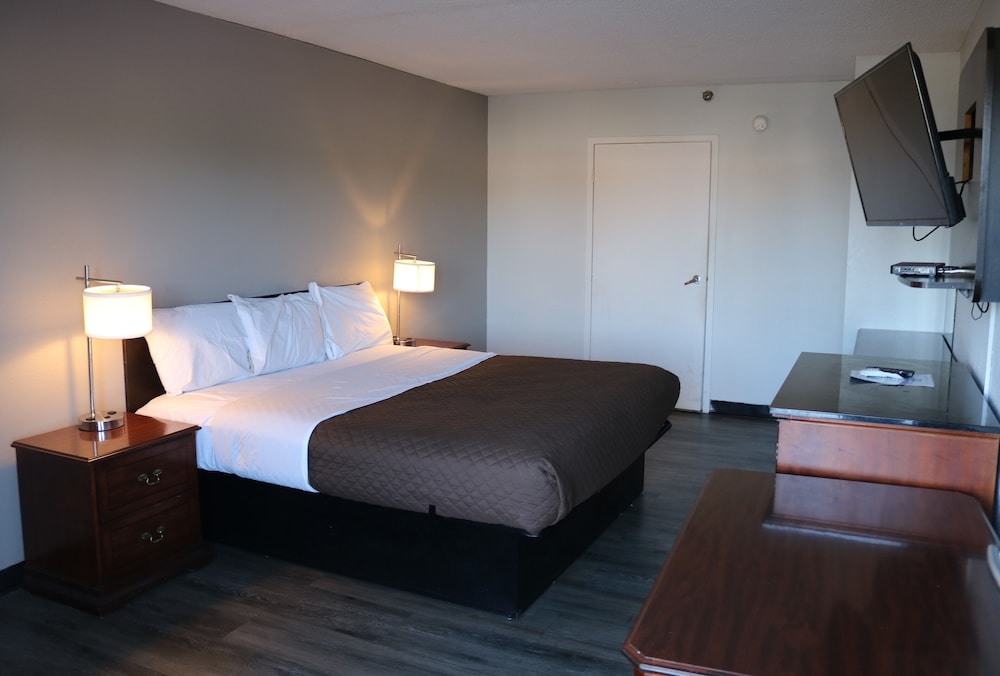 Rodeway Inn Brooklawn NJ - photo 6