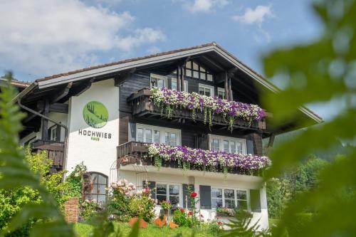 Haus Hochwies — 4-Star Luxury Hotel in Bolsterlang, Germany