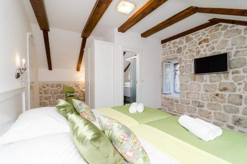 Rooms Sorgo Palace — Ston — photo 4