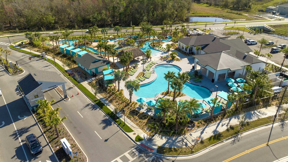Gorgeous 4 Bd w Pool at Storey Lake Resort 4277 - photo 49
