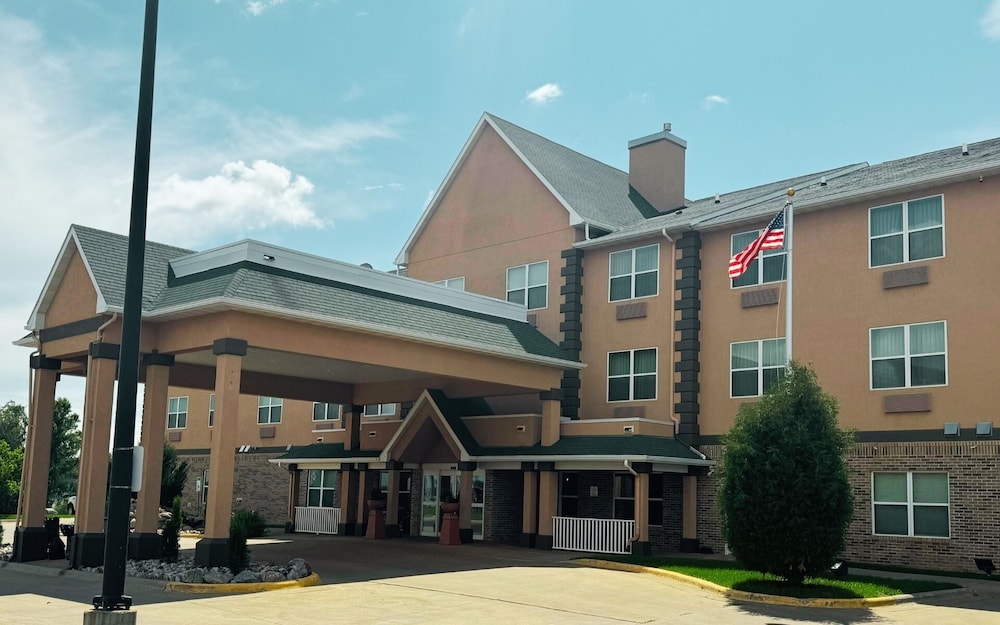 Heritage Hotel — hotel in Dickinson