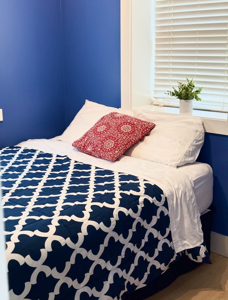 Blue Door Cottages - photo 13
