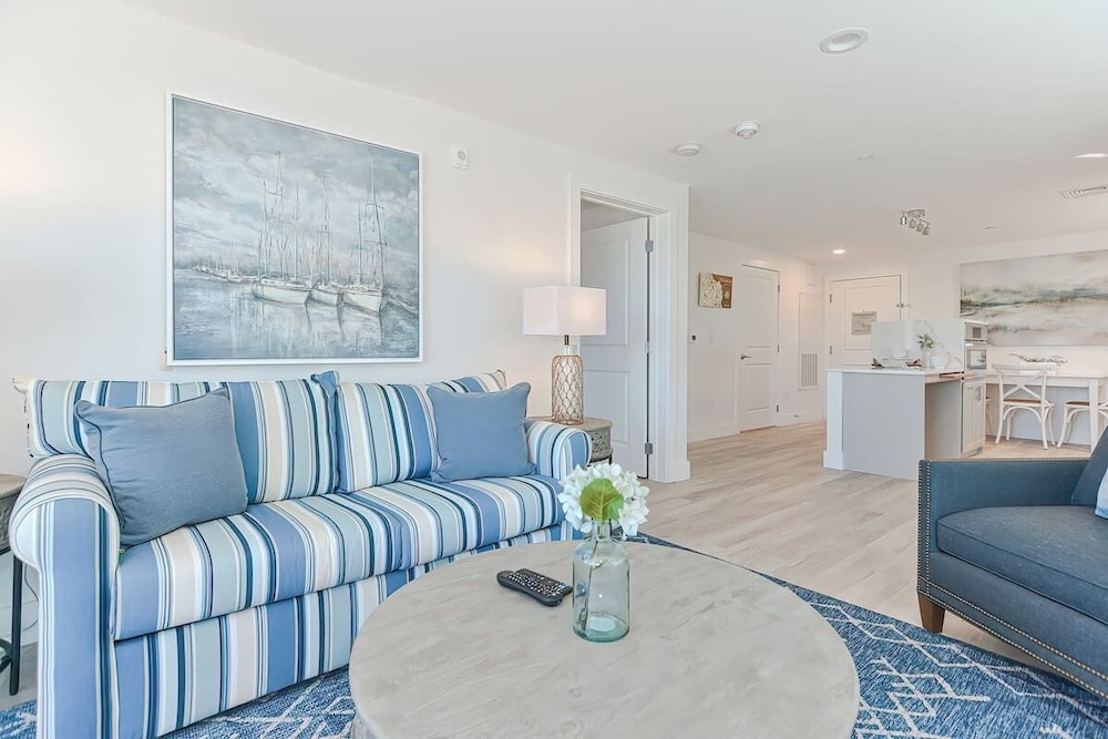 Harbourtown Suites - photo 47
