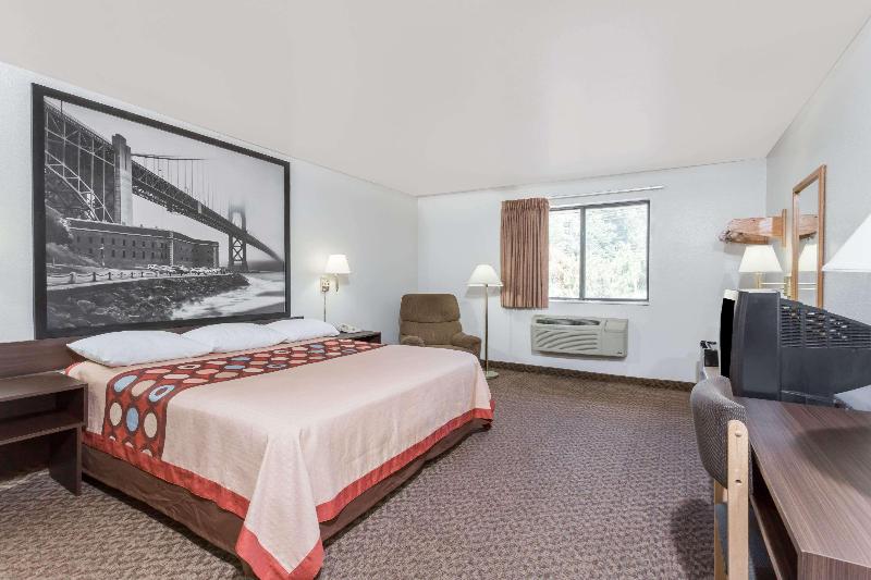Super 8 by Wyndham Prince Frederick - photo 14