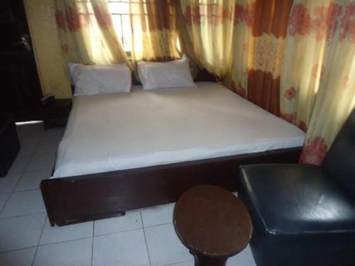 Paradise Hotel & Garden