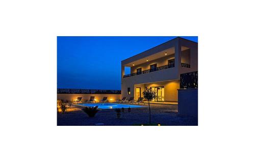 Stunning Home In Pirovac — 4-Star Luxury Hotel in Pirovac, Croatia