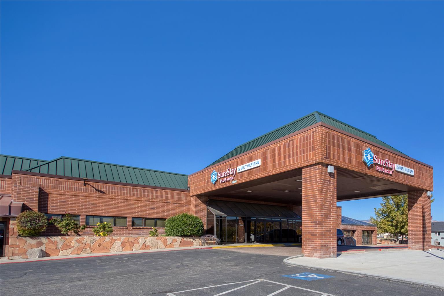 SureStay Plus Hotel by Best Western Price - photo 13