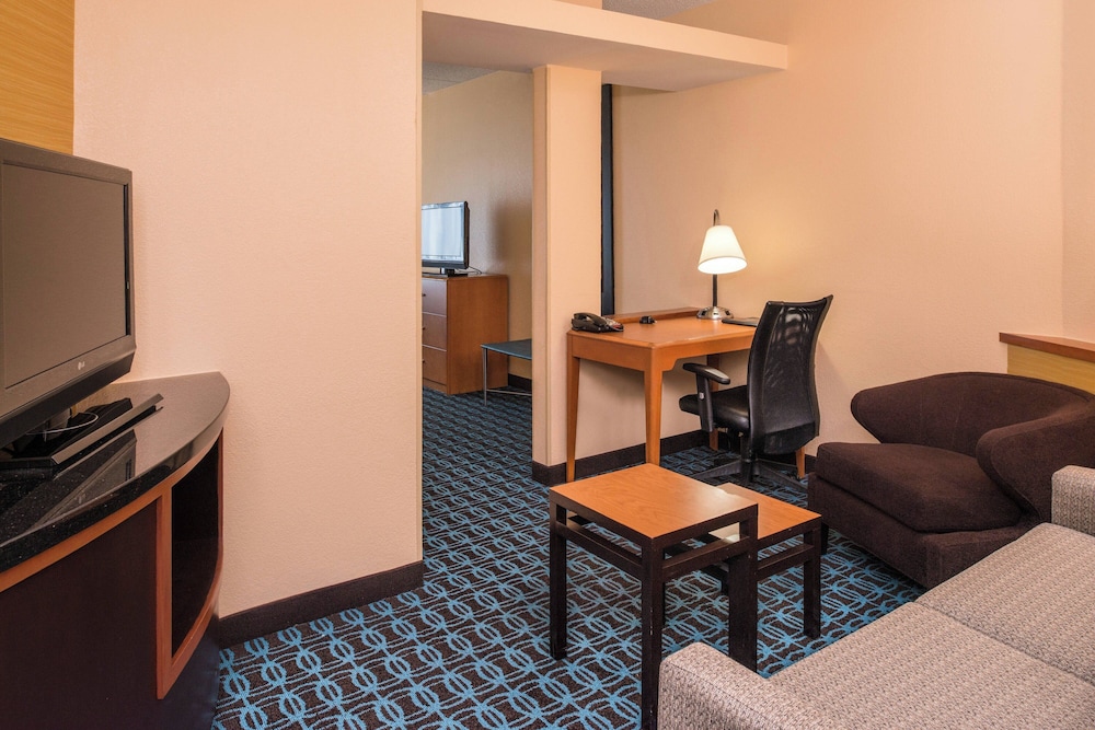 Fairfield Inn & Suites by Marriott San Antonio NE Schertz - photo 25