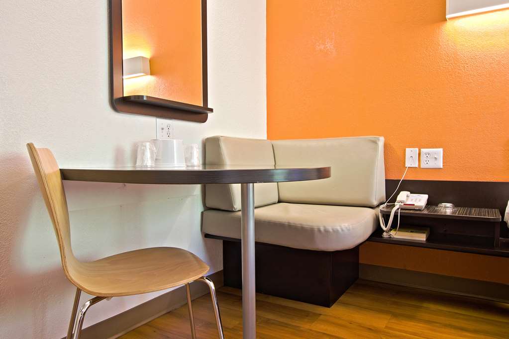 Motel 6 East Brunswick NJ - photo 10