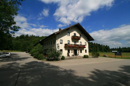 Landgasthof Auerschmiede — hotel in Irschenberg