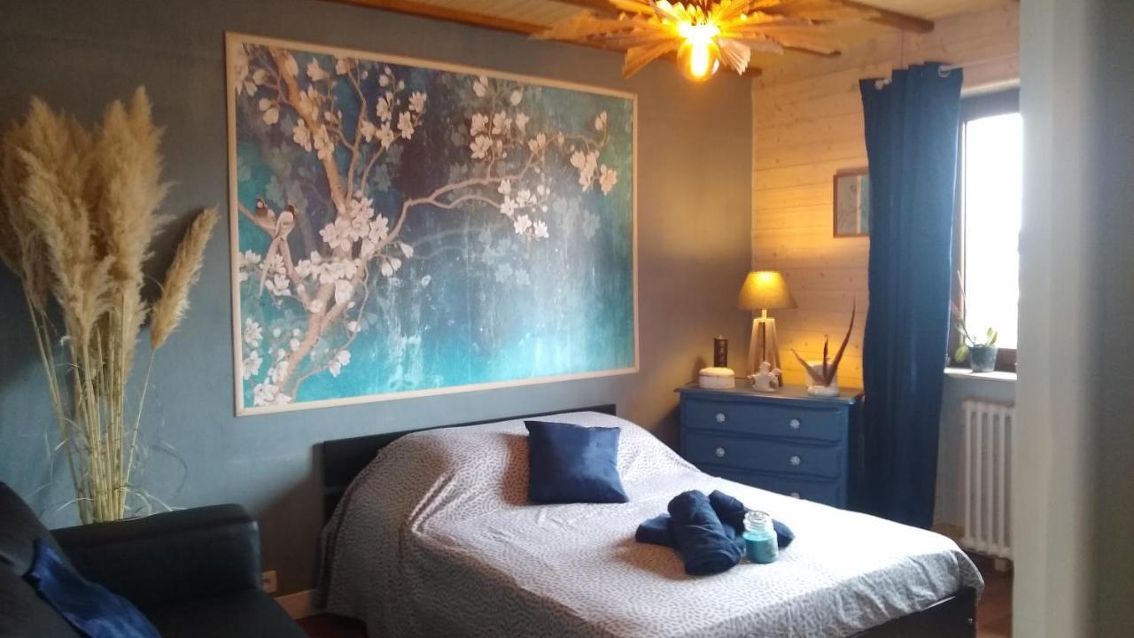Le Passage du Faubourg Agreable T3 En Duplex de 120m2 — hotel in Saint-Leonard-De-Noblat