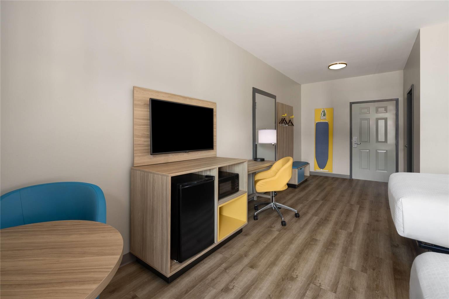 Days Inn by Wyndham Anderson - photo 32