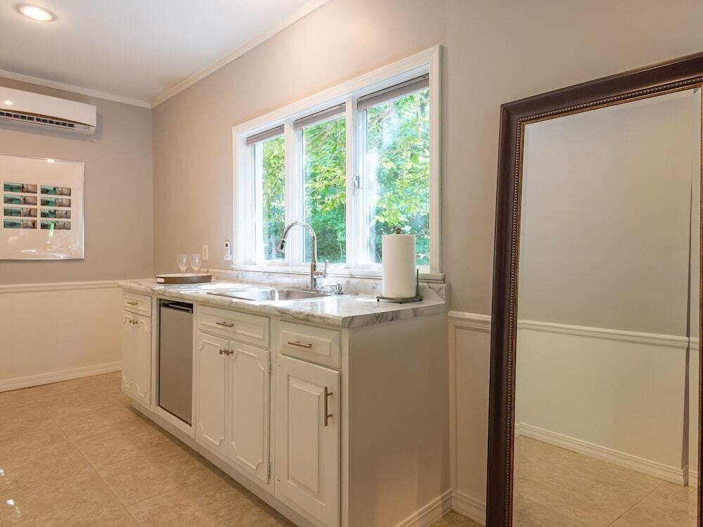 The Yellowwood - photo 15