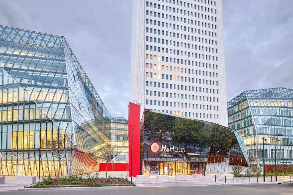 H4 Wyndham Paris Pleyel — Saint Denis