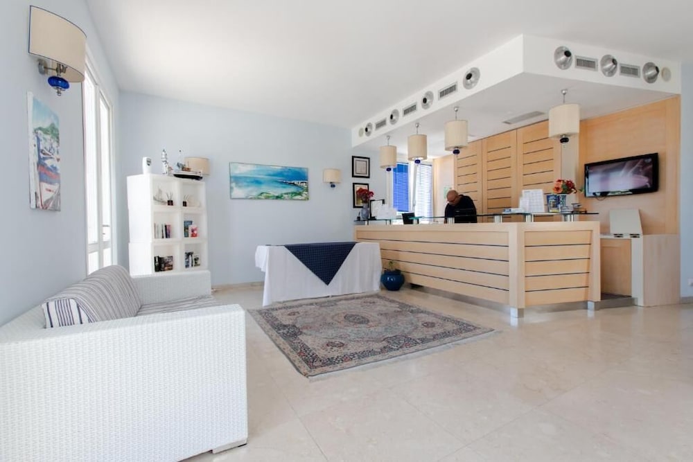 Cala La Luna Resort — Favignana — photo 2