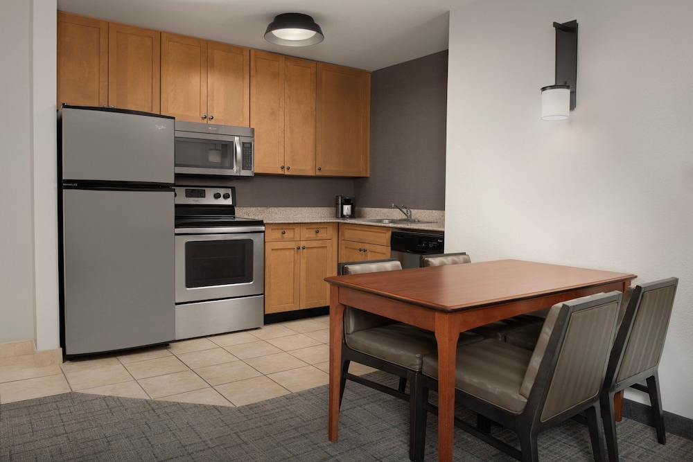 Residence Inn by Marriott Fayetteville Cross Creek - photo 15