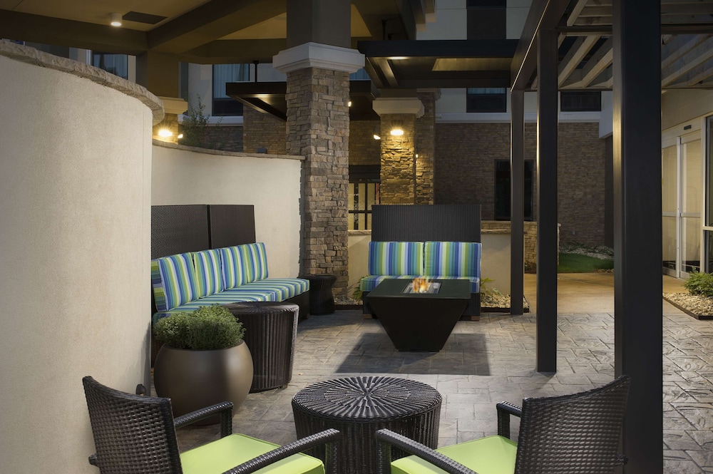 Hampton Inn by Hilton Hattiesburg - photo 25
