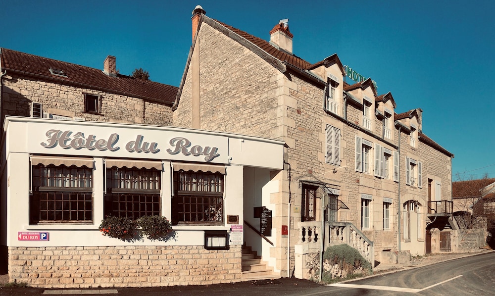 Hotel Du Roy - carbon neutral hotel in Unknown City