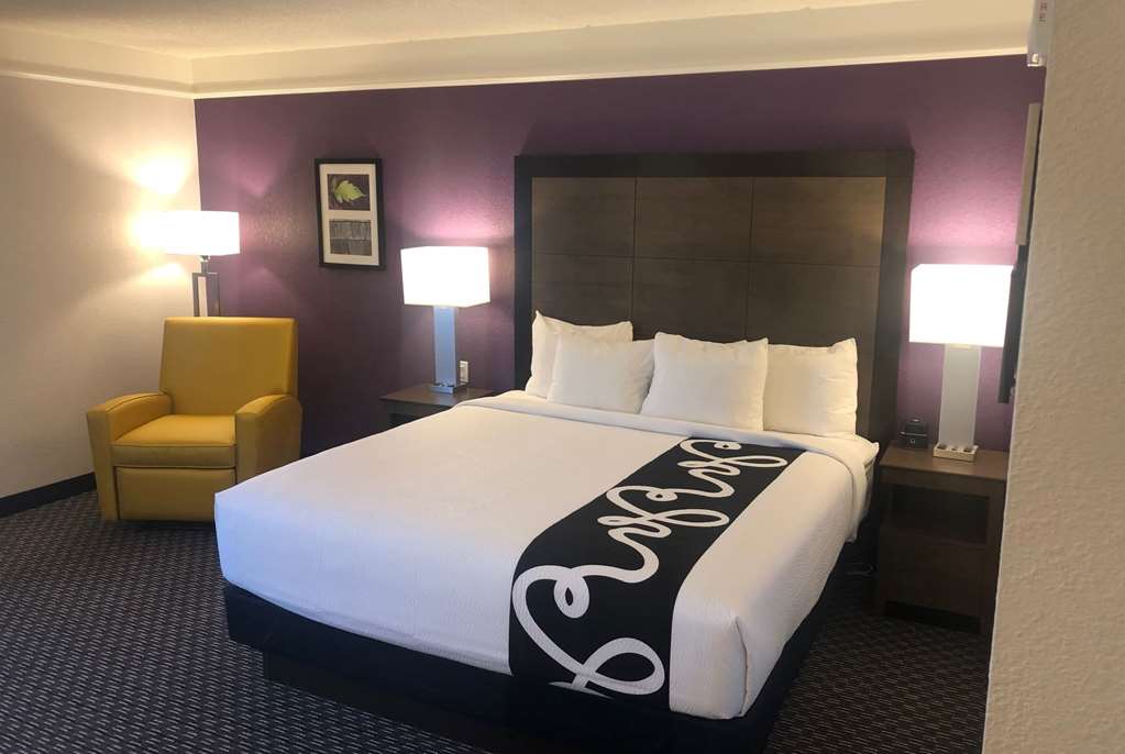 La Quinta Inn & Suites by Wyndham Panama City - photo 13