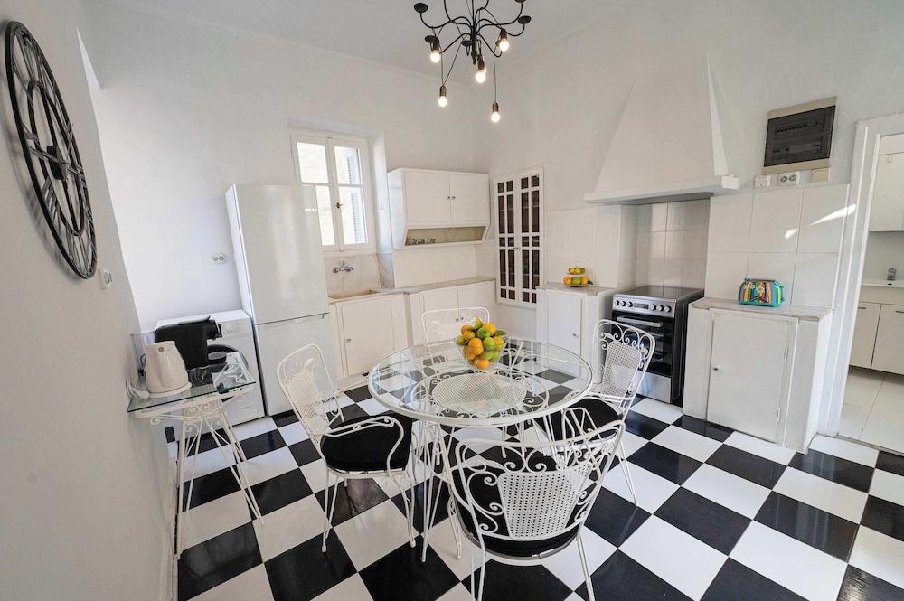 Akanthos Poros Chic Seaside Retreat Built in 1904 in Poros, Greece