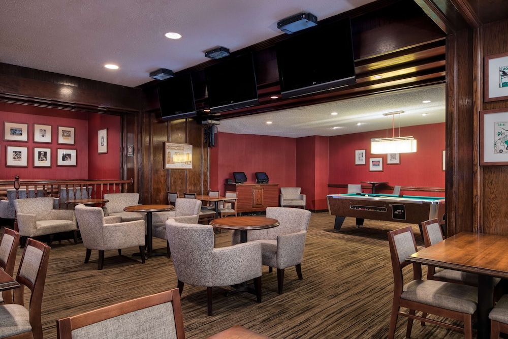Doubletree by Hilton Philadelphia Airport - photo 31