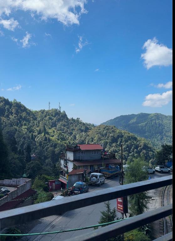 Darjeeling Hillside Inn — Darjiling — photo 5