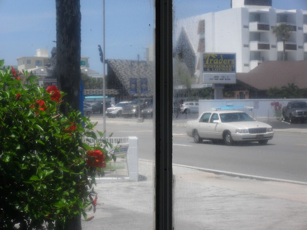Shore Winds Motel - photo 56