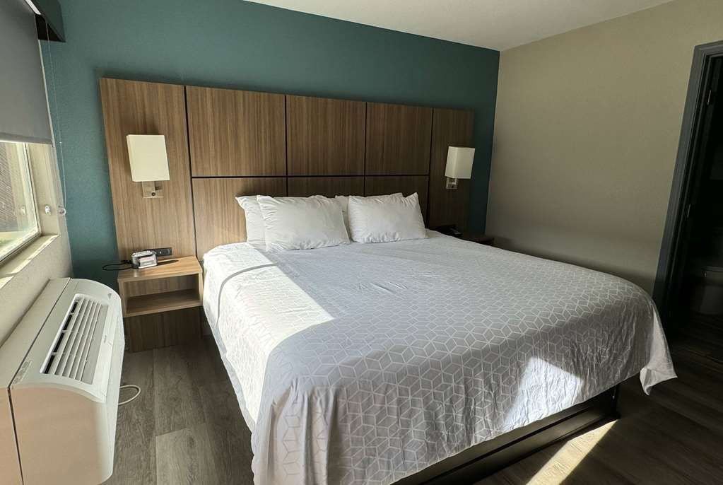 Baymont by Wyndham Coalinga - photo 18