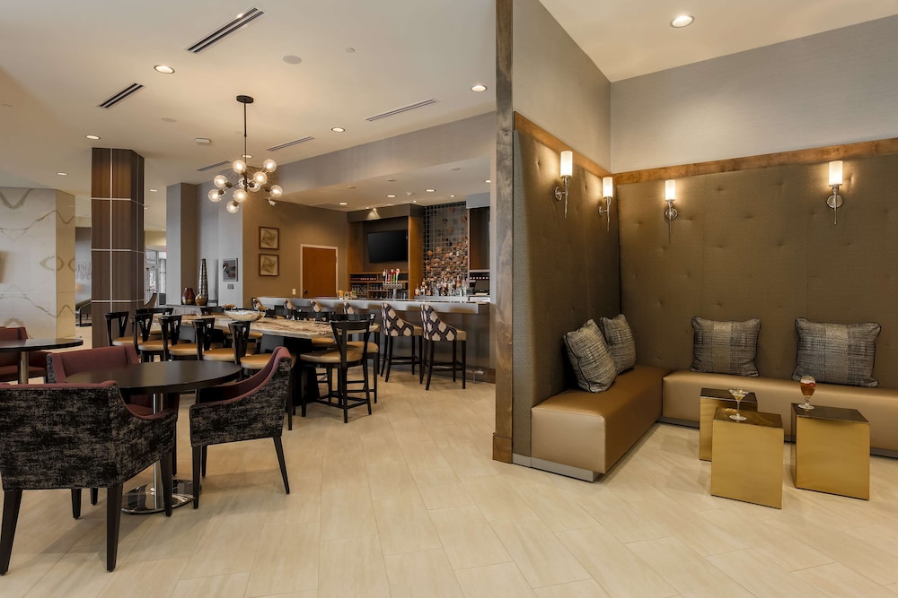 DoubleTree by Hilton Evansville - photo 55