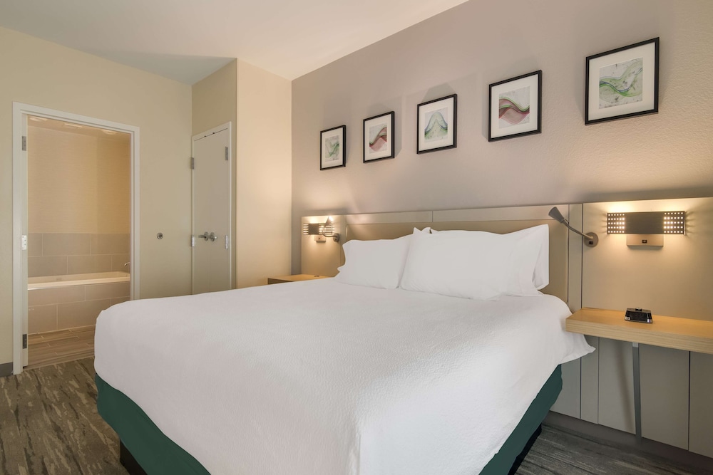 Hilton Garden Inn Madison West Middleton - photo 14