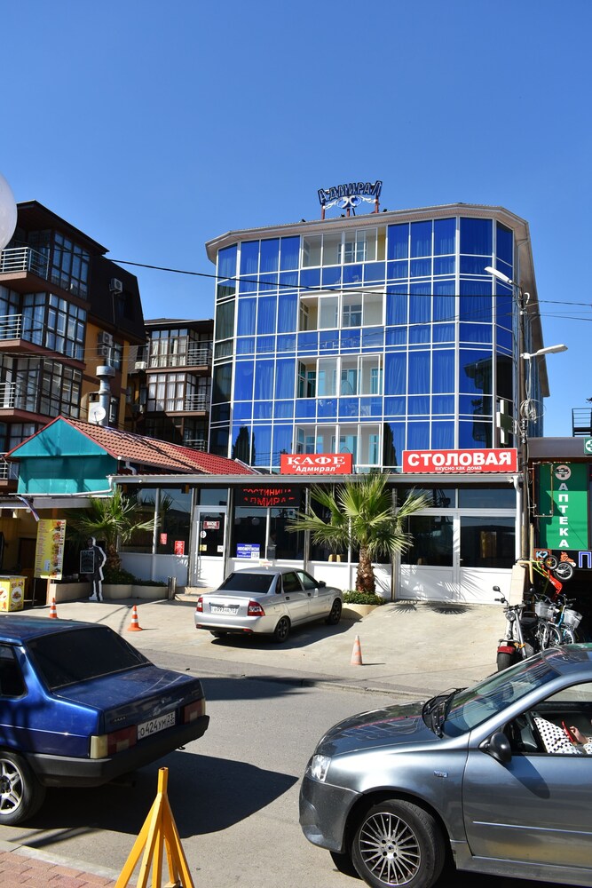 Admiral Hotel — hotel in Adler