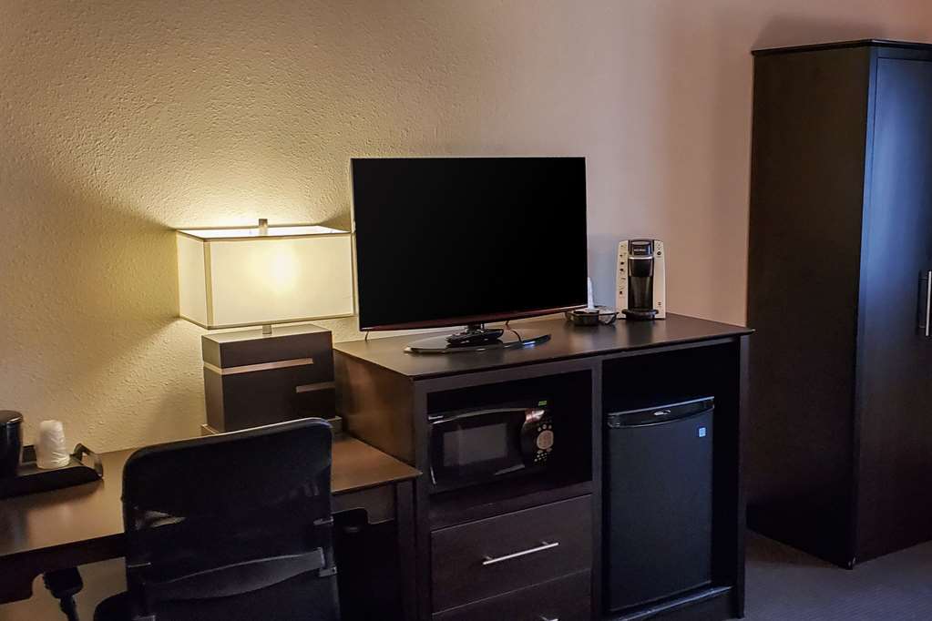 Quality Inn Atchison - photo 2