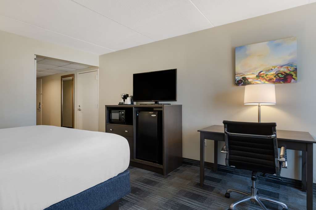 Best Western Plus Alexandria Fort Belvoir - photo 10