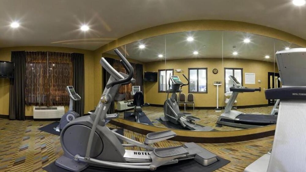 Holiday Inn Express Hotel & Suites Limerick Pottstown by IHG - photo 30