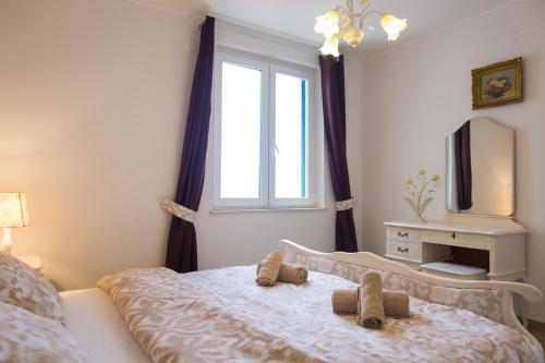 Apartment Zlatni Potok Best View of the Old Town
