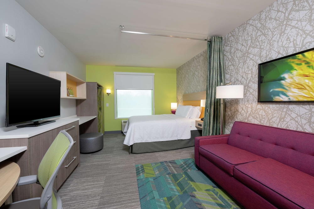 Home2 Suites by Hilton Indianapolis Airport - photo 14