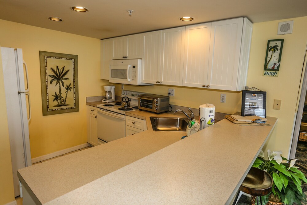 Lovers Key Resort 704 - photo 6