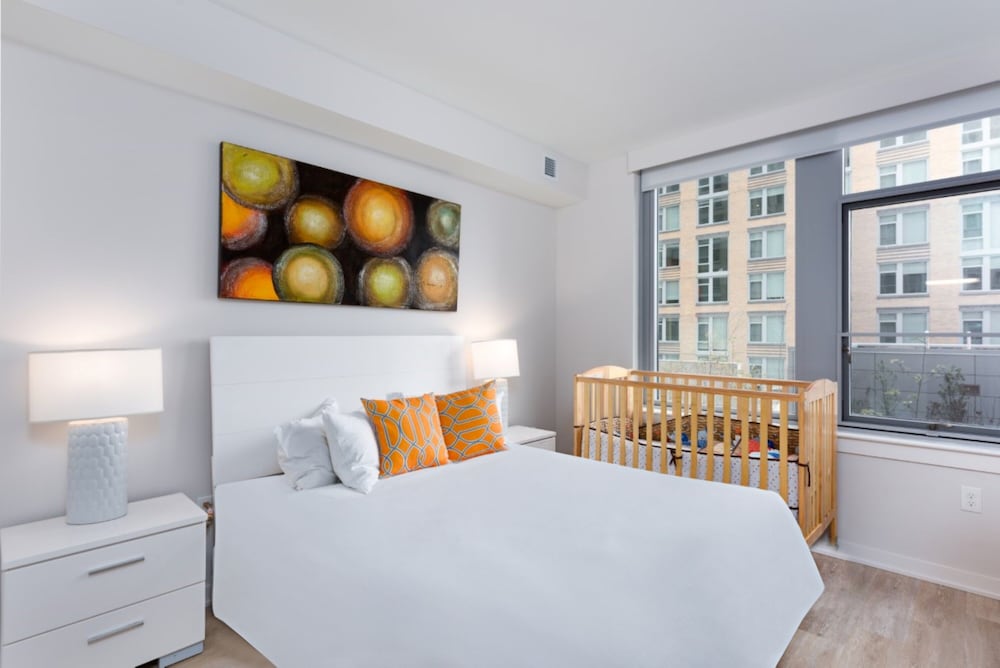 Global Luxury Suites Crystal City - photo 39
