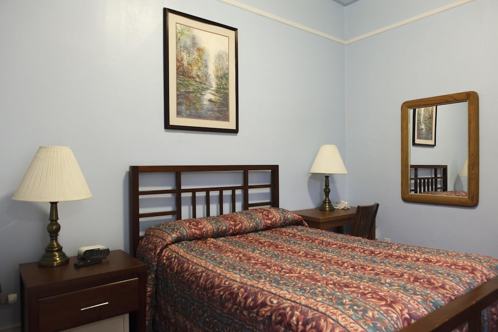 Grant Hotel - photo 8